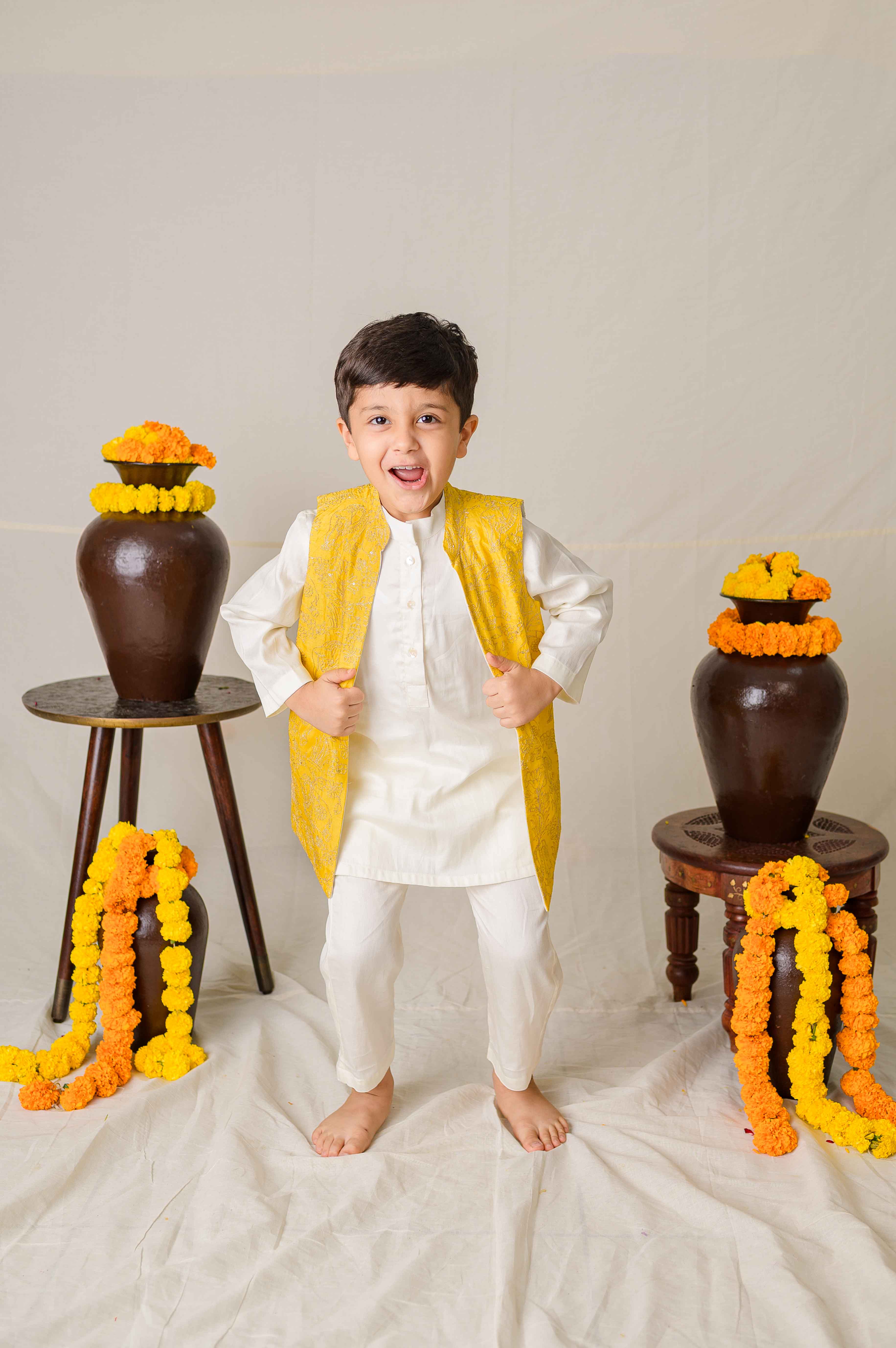 Boondi Bandhan Twinning Set