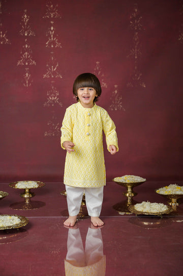 Noor-e-Zard Kurta Set