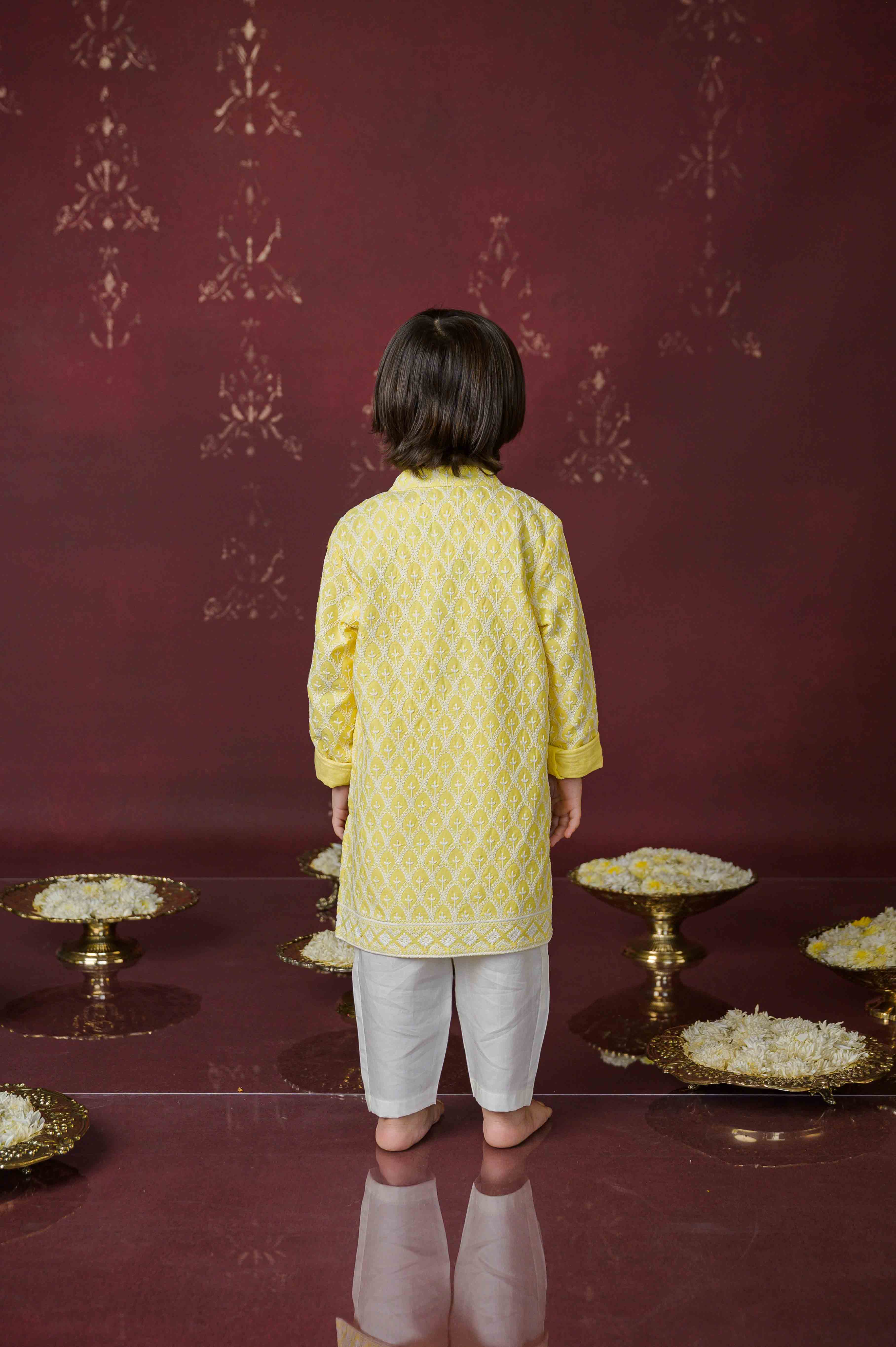 Noor-e-Zard Kurta Set