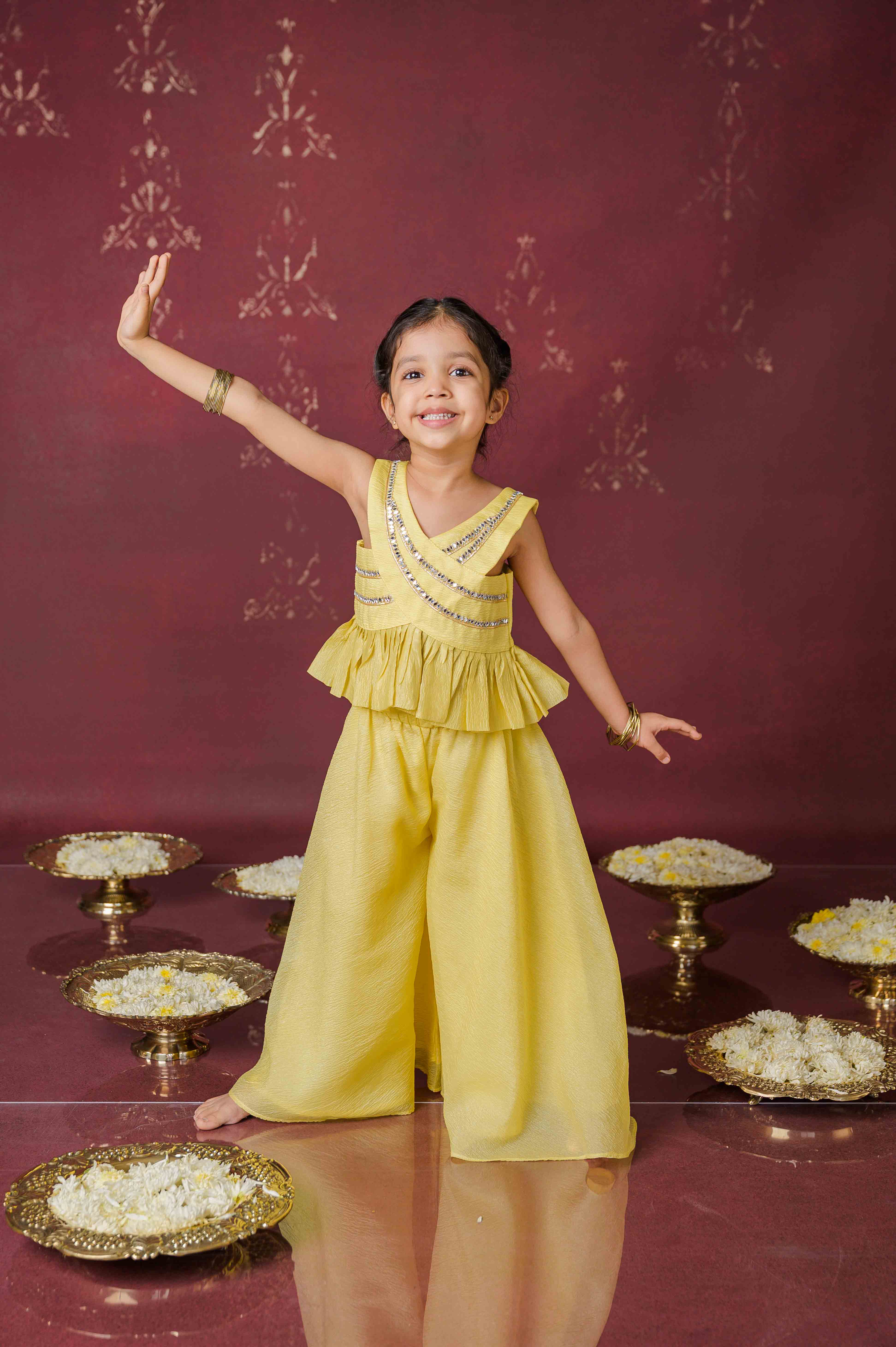 Surajmukhi Tara Peplum Set