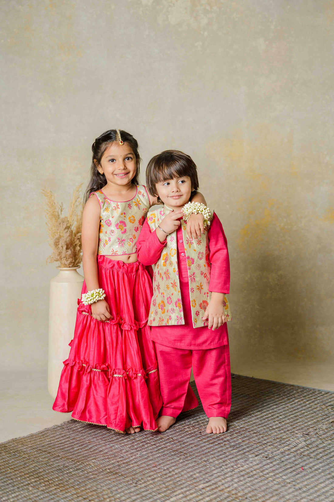 Gulaabi Gulzar Twinning Set