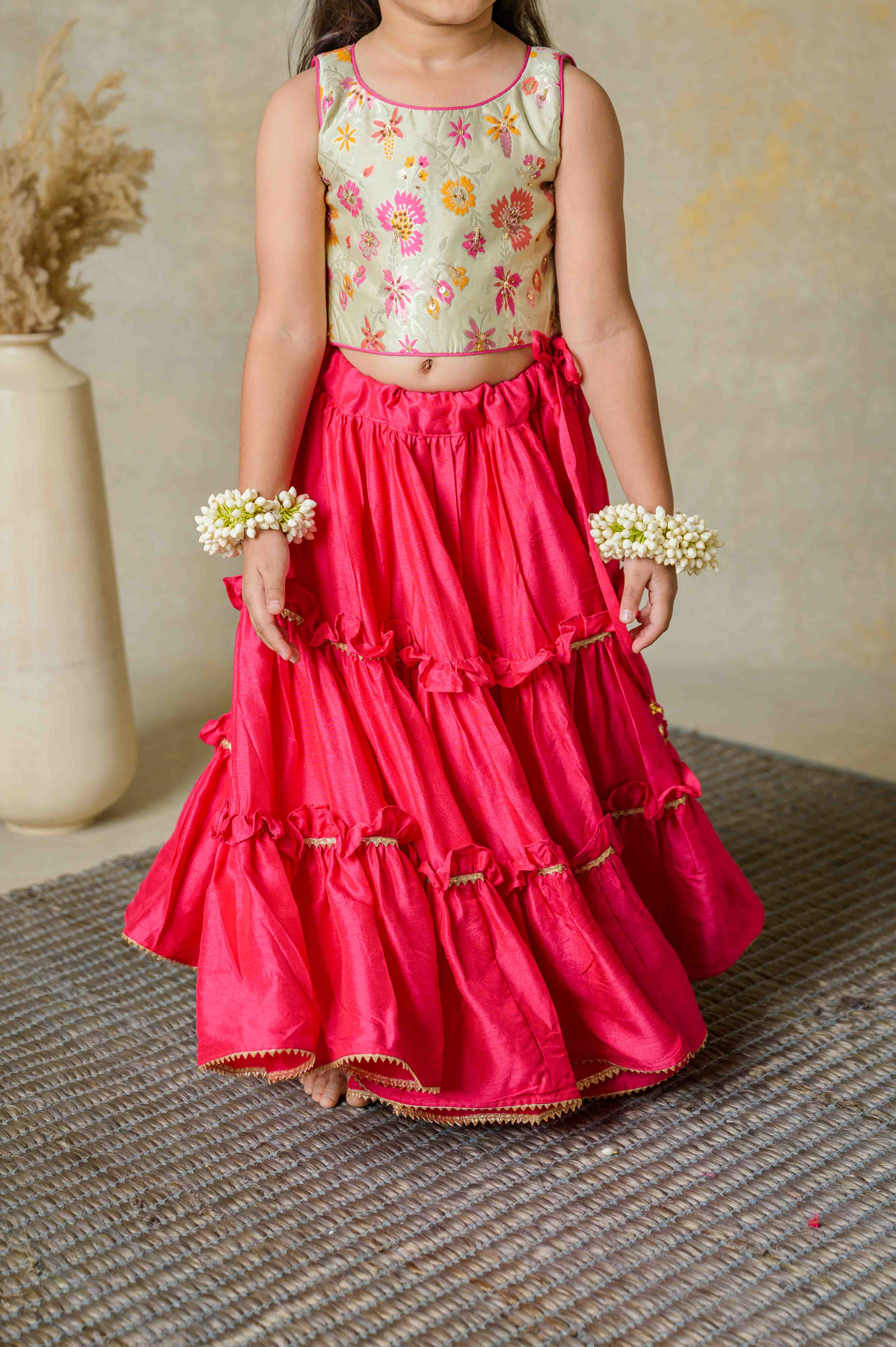 Gulaabi Gulzar Twinning Set